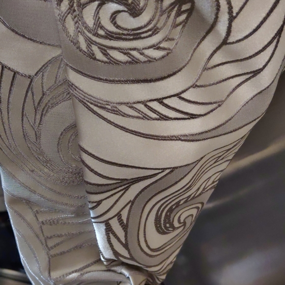 Linen silver embroidery day bag - Picture 8 of 8